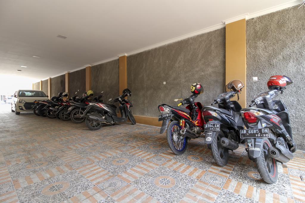 Reddoorz Plus Near Jogja Kembali Monument Hotel Jogjacarta Exterior foto